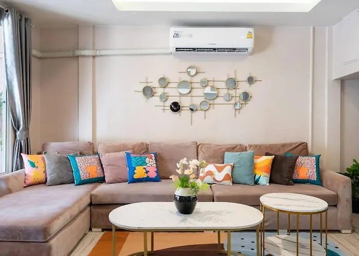 Miq 142 Huai Khwang_new4br/jodd Fair Villa *